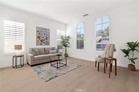 Living - 1031 Inverlochy Dr, Fallbrook, CA 92028 photo 1 of 6