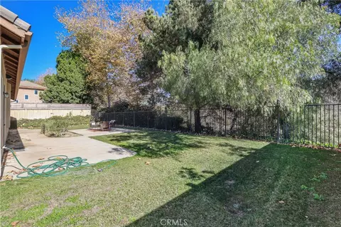 Exterior - 1031 Inverlochy Dr, Fallbrook, CA 92028 photo 3 of 5