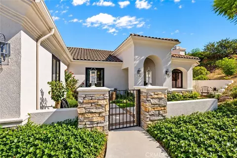 Exterior - 2278 Lindsey Ct, Fallbrook, CA 92028 photo 2 of 12