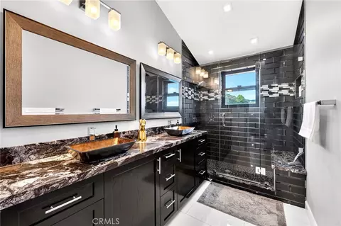 Bath - 42950 Ivy St, Murrieta, CA 92562 photo 3 of 3