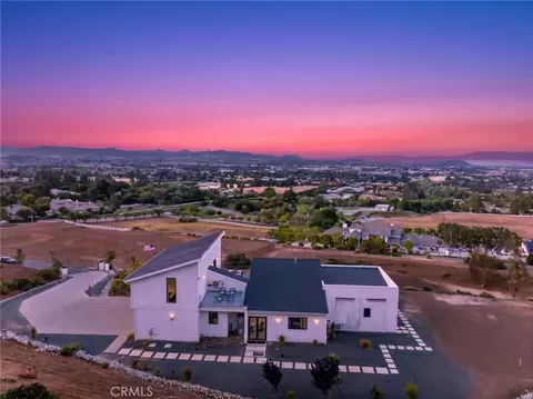 View/Area - 42950 Ivy St, Murrieta, CA 92562 photo 1 of 6
