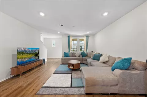 Living - 40863 Melrose Dr, Temecula, CA 92591 photo 1 of 2