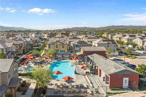 View/Area - 40863 Melrose Dr, Temecula, CA 92591 photo 7 of 11