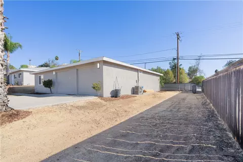 Exterior - 723 Amigos Rd, Ramona, CA 92065 photo 1 of 9