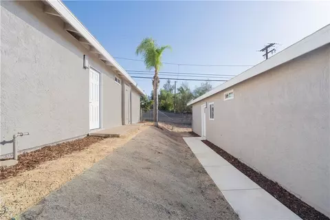 Exterior - 723 Amigos Rd, Ramona, CA 92065 photo 3 of 9