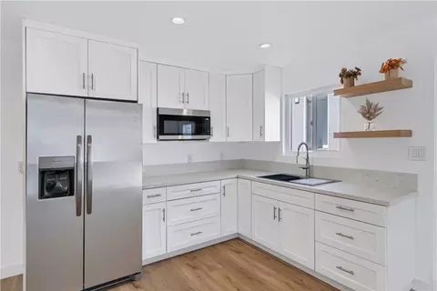 Kitchen - 723 Amigos Rd, Ramona, CA 92065 photo 3 of 3