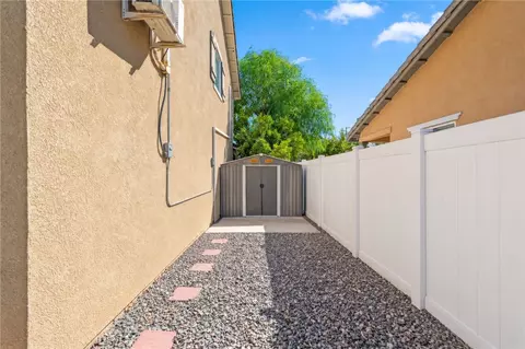 Exterior - 702 Gloriosa Ave, Perris, CA 92571 photo 9 of 9