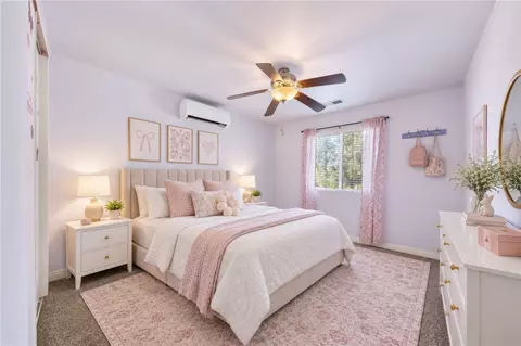 Bedroom - 702 Gloriosa Ave, Perris, CA 92571 photo 6 of 8
