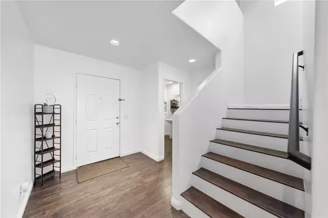 Entry Way - 702 Gloriosa Ave, Perris, CA 92571 photo 1 of 2