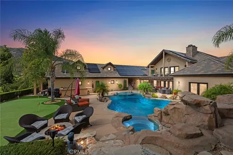 38455 Hillside Trl, Murrieta, CA 92562
