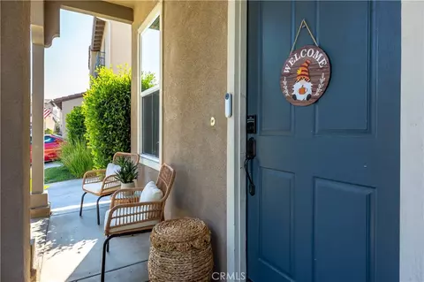 Exterior - 40249 Danbury Ct, Temecula, CA 92591 photo 2 of 12