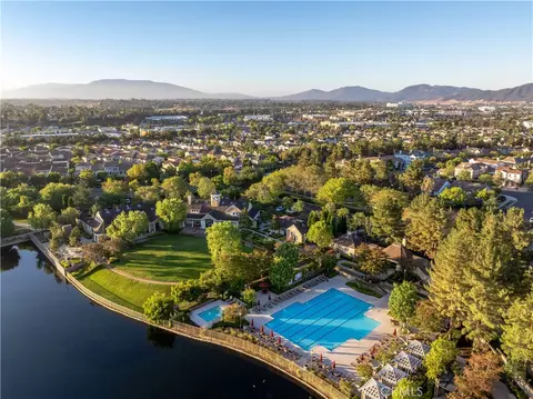 View/Area - 40249 Danbury Ct, Temecula, CA 92591 photo 10 of 10
