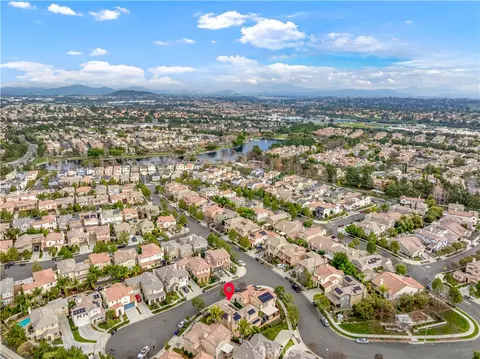View/Area - 40249 Danbury Ct, Temecula, CA 92591 photo 4 of 10