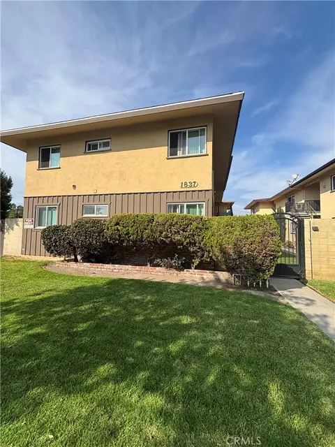 1837 W Gramercy, Anaheim, CA 92801