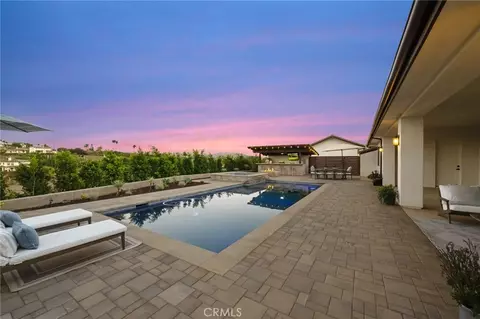Exterior - 4574 Valle Del Sol, Bonsall, CA 92003 photo 8 of 13