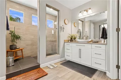 Bath - 22699 Tranquility Cir, Wildomar, CA 92595 photo 4 of 5