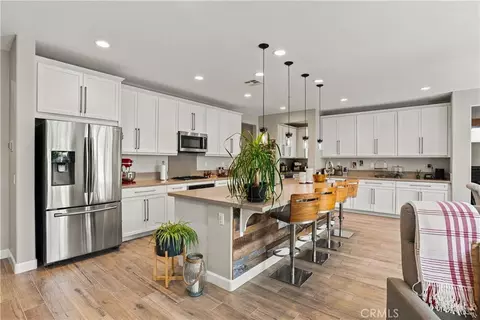 Kitchen - 22699 Tranquility Cir, Wildomar, CA 92595 photo 1 of 5