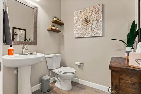 Entry Way - 22699 Tranquility Cir, Wildomar, CA 92595 photo 5 of 7