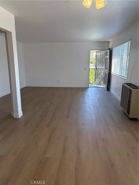 Living - 308 Hillside Ct, Vista, CA 92084 photo 5 of 5