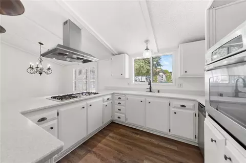 24386 Cornstalk Rd, Wildomar, CA 92595 photo 3