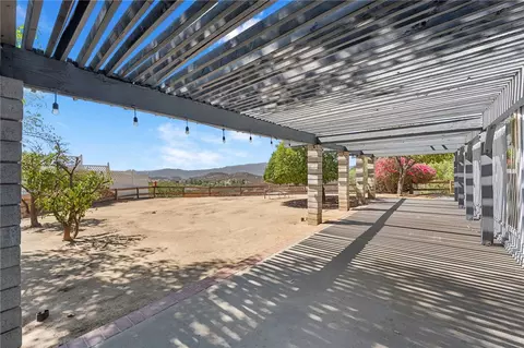 24386 Cornstalk Rd, Wildomar, CA 92595 photo 40