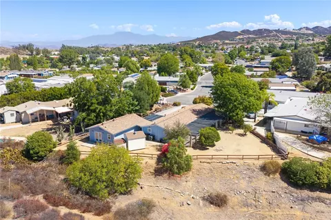 24386 Cornstalk Rd, Wildomar, CA 92595 photo 45