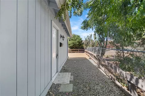 24386 Cornstalk Rd, Wildomar, CA 92595 photo 27