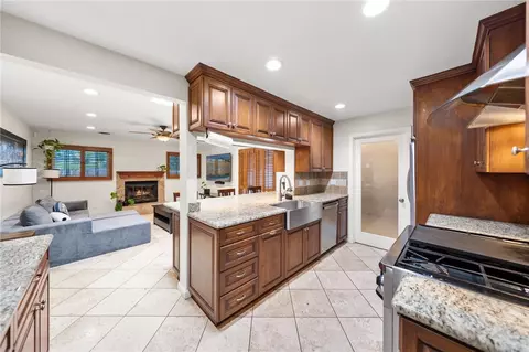 Kitchen - 930 Waterloo Ave, El Cajon, CA 92019 photo 2 of 3