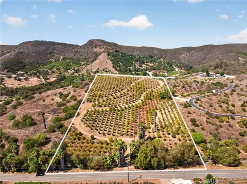 16 Terreno, Temecula, CA 92590