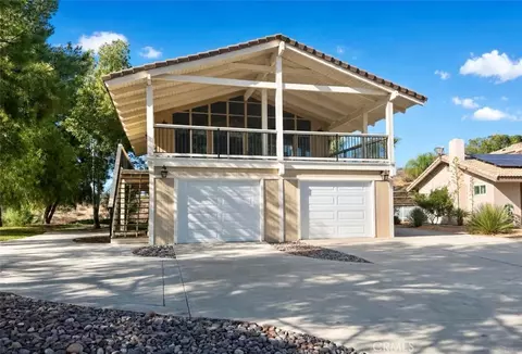 30295 Longhorn Dr, Canyon Lake, CA 92587