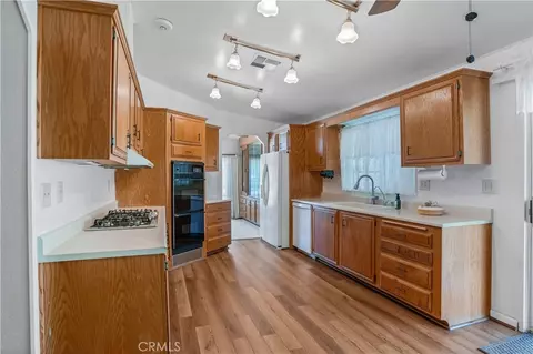 2525 Apple Tree, Hemet, CA 92545 photo 9