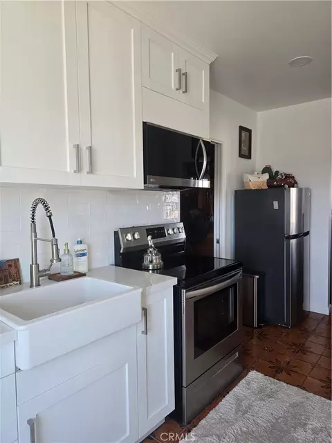 Kitchen - 62360 San Andreas, Joshua Tree, CA 92252 photo 1 of 3