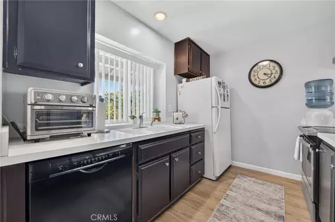 Kitchen - 1620 Pala Lk, Fallbrook, CA 92028 photo 2 of 3