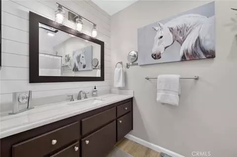 Bath - 1620 Pala Lk, Fallbrook, CA 92028 photo 1 of 1