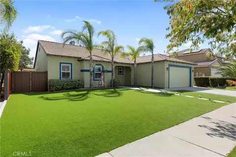 32479 Spun Cotton Dr, Winchester, CA 92596