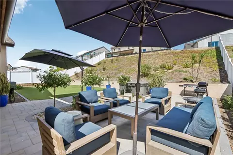 Exterior - 274 Hadley Way, Oceanside, CA 92057 photo 6 of 17