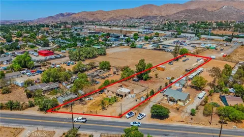 7081 Valley Way, Jurupa Valley, CA 92509