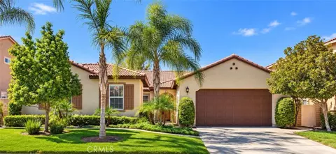 Exterior - 35055 Painted Rock St, Winchester, CA 92596 photo 2 of 5