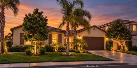 Exterior - 35055 Painted Rock St, Winchester, CA 92596 photo 3 of 5