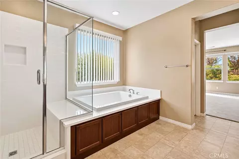 Bath - 35055 Painted Rock St, Winchester, CA 92596 photo 8 of 10