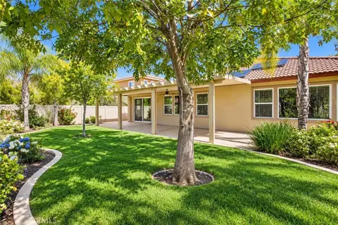 Exterior - 35055 Painted Rock St, Winchester, CA 92596 photo 4 of 5