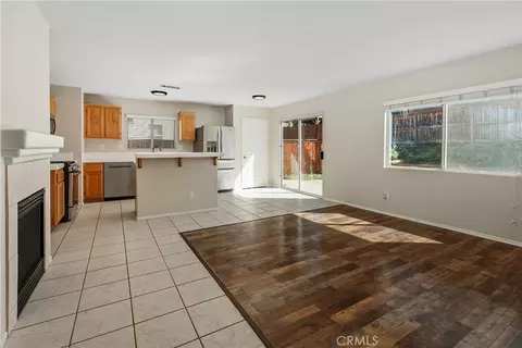 Living - 26773 Merced, Menifee, CA 92584 photo 3 of 5