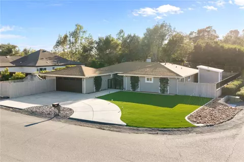 Exterior - 3101 Cherrypoint Ct, Fallbrook, CA 92028 photo 7 of 27