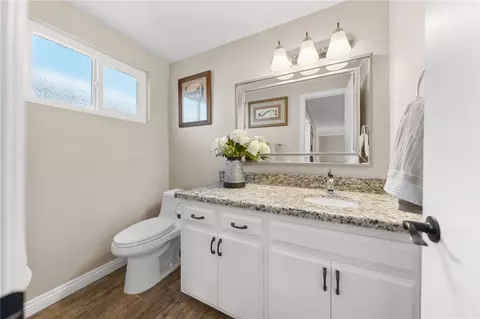 Bath - 3101 Cherrypoint Ct, Fallbrook, CA 92028 photo 1 of 5