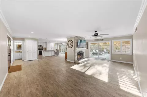 Living - 3101 Cherrypoint Ct, Fallbrook, CA 92028 photo 1 of 5