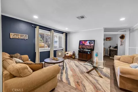 Living - 8318 Balsa, Yucca Valley, CA 92284 photo 1 of 4
