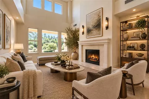 Living - 1964 Tracy Ct, Fallbrook, CA 92028 photo 2 of 9