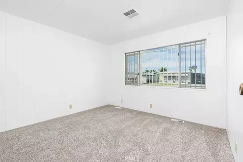 793 W Johnston St, Hemet, CA 92543 photo 18