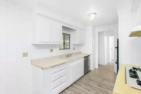 793 W Johnston St, Hemet, CA 92543 photo 13
