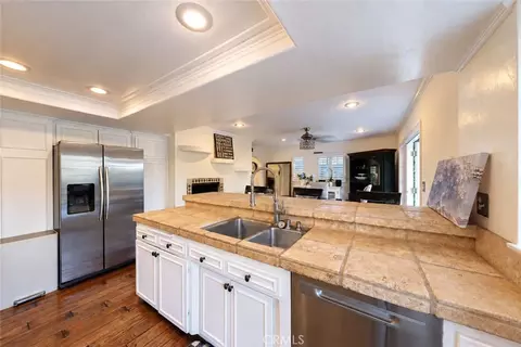 Kitchen - 474 Ogle St, Costa Mesa, CA 92627 photo 4 of 4